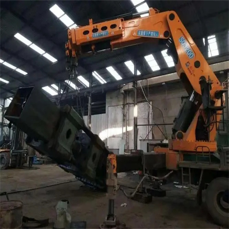 高石碑镇130吨折臂吊车出租吊机租赁附近电话